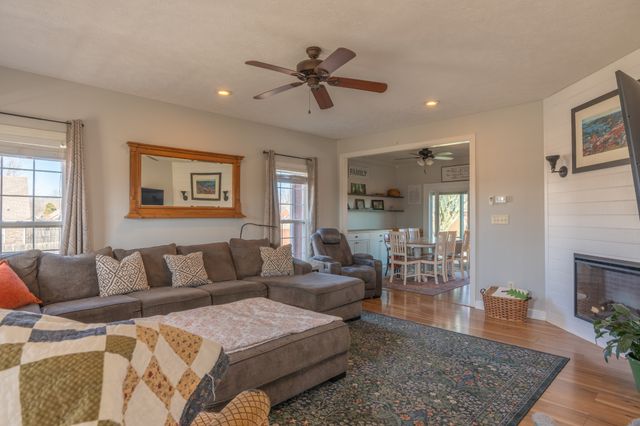 210 Lila Ln, Medina, TN 38355