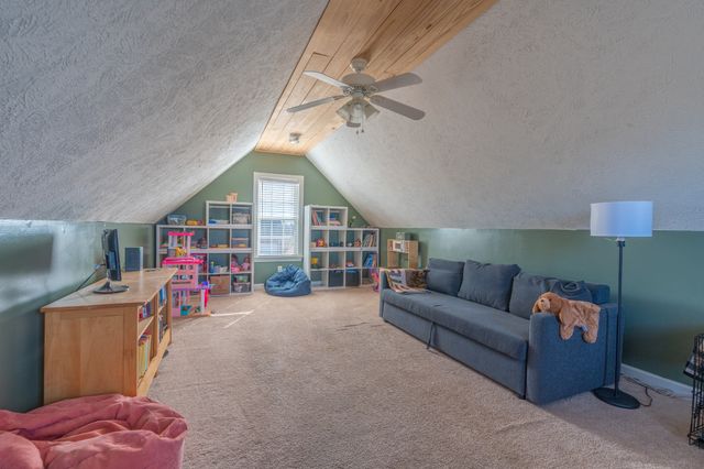 210 Lila Ln, Medina, TN 38355