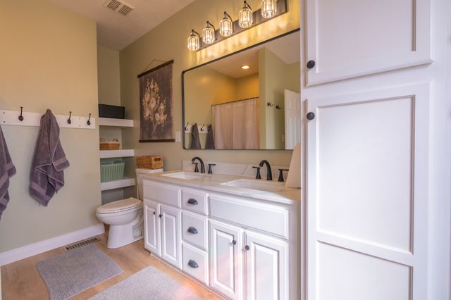 210 Lila Ln, Medina, TN 38355