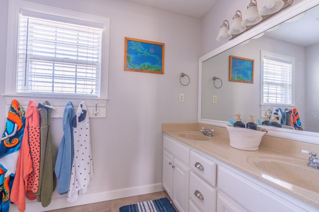 210 Lila Ln, Medina, TN 38355