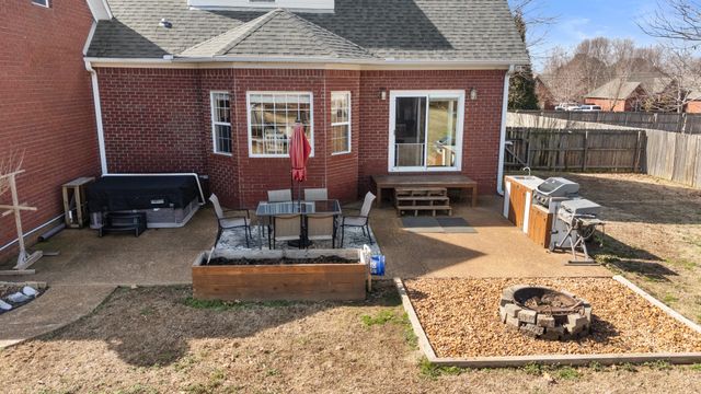 210 Lila Ln, Medina, TN 38355