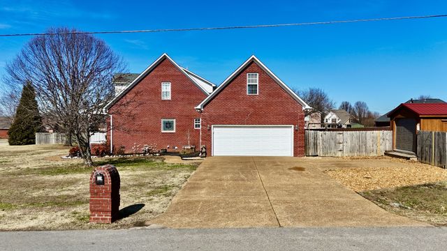 210 Lila Ln, Medina, TN 38355