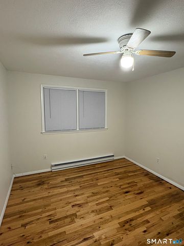 43 Hiltbrand Road APT 2-8, Bristol, CT 06010