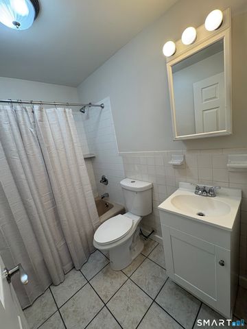 43 Hiltbrand Road APT 2-8, Bristol, CT 06010