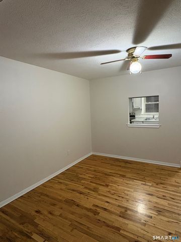 43 Hiltbrand Road APT 2-8, Bristol, CT 06010