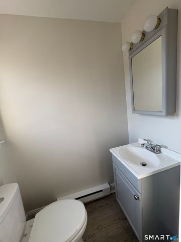 43 Hiltbrand Road APT 2-8, Bristol, CT 06010