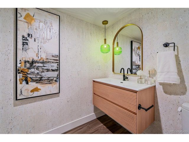 805 Elm St, Denver, CO 80220