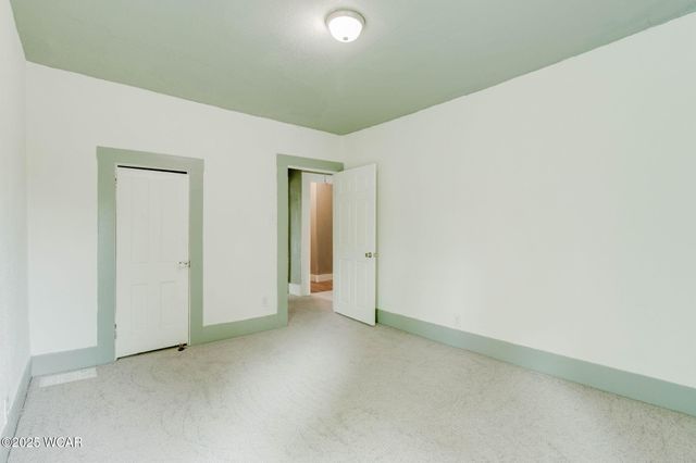 1157 W High Street, Lima, OH 45805
