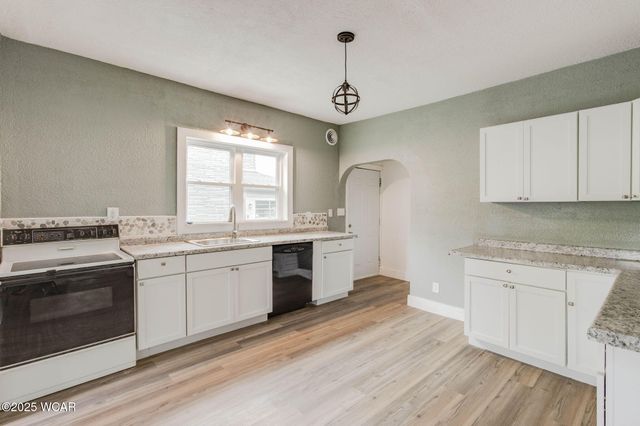 1157 W High Street, Lima, OH 45805