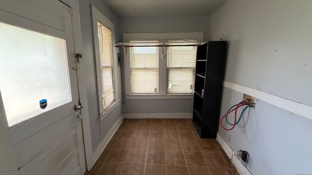 1218 KAYTON AVE, San Antonio, TX 78210