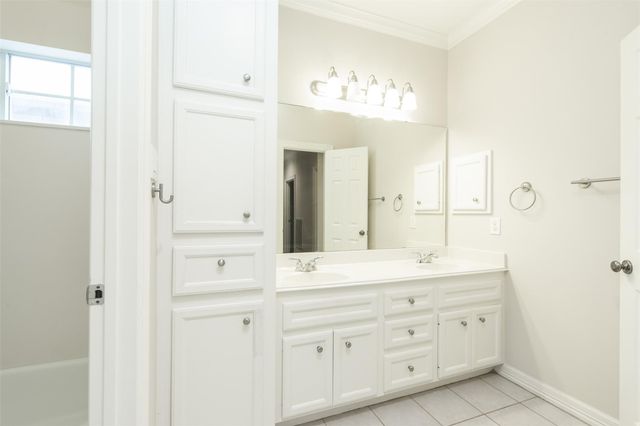 6318 Elm Court, Bellaire, TX 77401