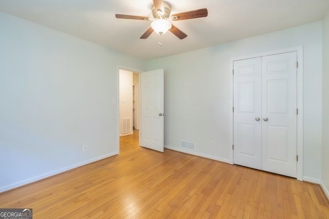 6427 Bennett Drive, Rex, GA 30273