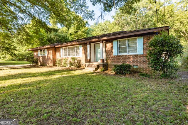 6427 Bennett Drive, Rex, GA 30273