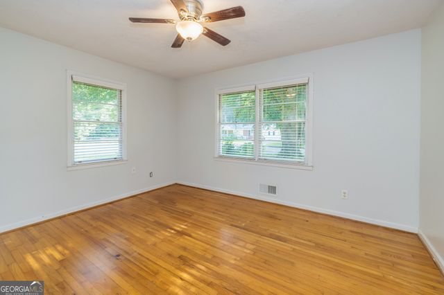 6427 Bennett Drive, Rex, GA 30273