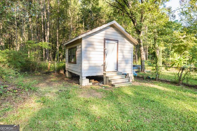 6427 Bennett Drive, Rex, GA 30273