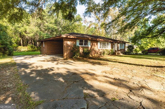 6427 Bennett Drive, Rex, GA 30273