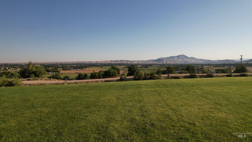 4515 Old Freeze Out, Emmett, ID 83617