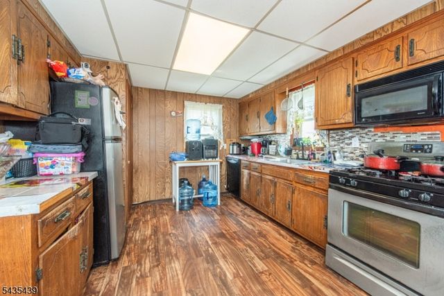 43 Fritz St, Bloomfield Twp., NJ 07003