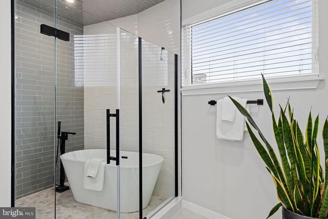 1611 GERMANTOWN AVE, Philadelphia, PA 19122