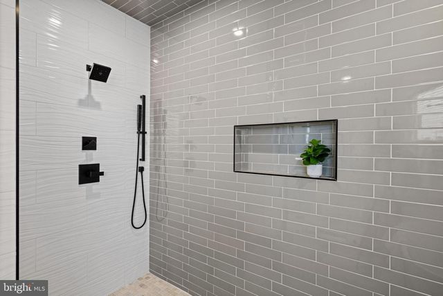 1611 GERMANTOWN AVE, Philadelphia, PA 19122