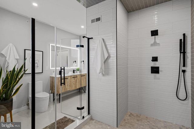 1611 GERMANTOWN AVE, Philadelphia, PA 19122