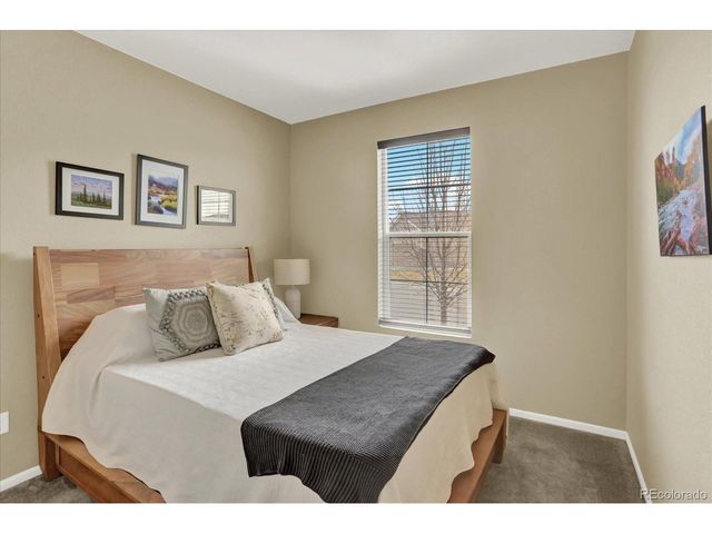 2953 Pawnee Creek Dr, Loveland, CO 80538