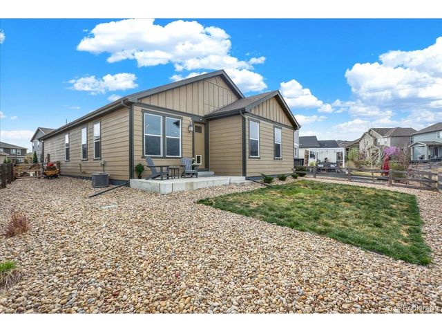 2953 Pawnee Creek Dr, Loveland, CO 80538