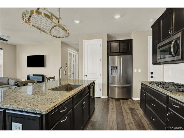 2953 Pawnee Creek Dr, Loveland, CO 80538