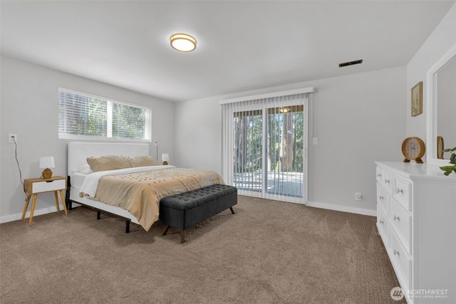 2447 Rocky Point Road NW, Bremerton, WA 98312