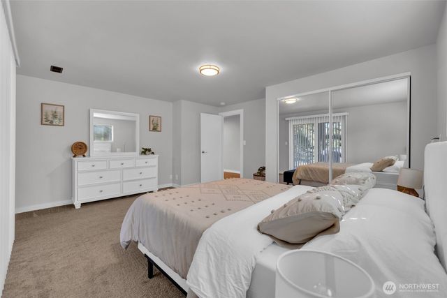 2447 Rocky Point Road NW, Bremerton, WA 98312