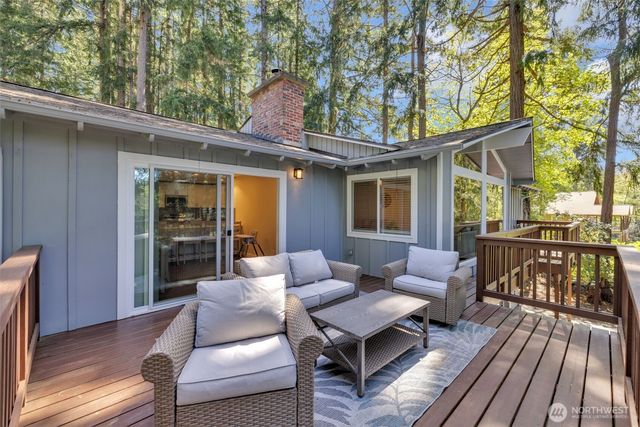 2447 Rocky Point Road NW, Bremerton, WA 98312