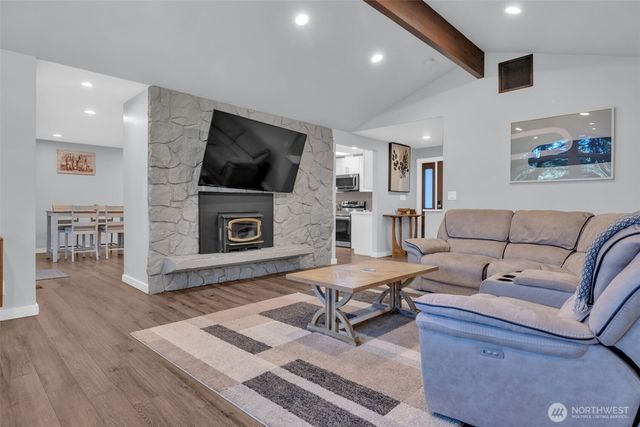 2447 Rocky Point Road NW, Bremerton, WA 98312