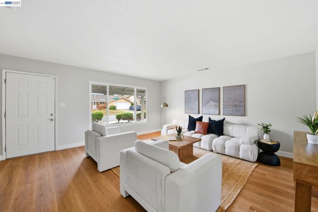 2004 Mento Drive, Fremont, CA 94539