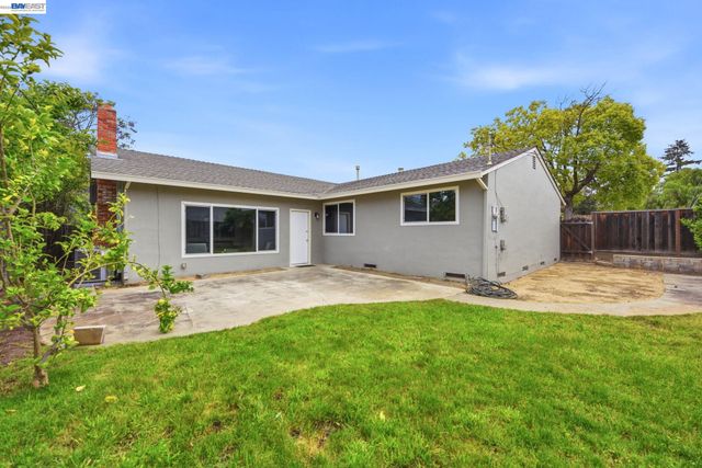 2004 Mento Drive, Fremont, CA 94539