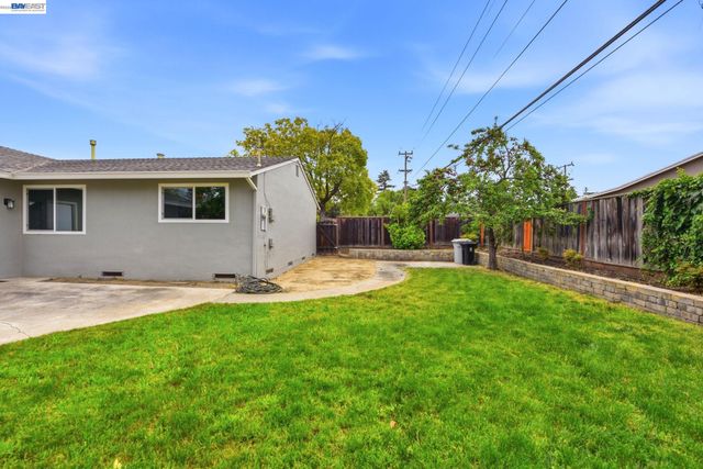 2004 Mento Drive, Fremont, CA 94539