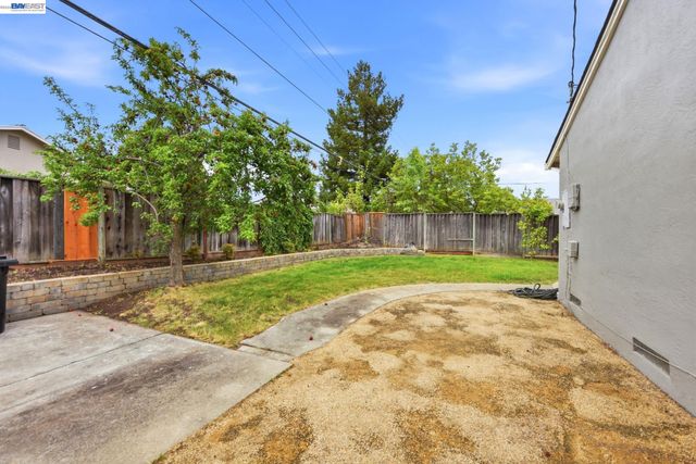 2004 Mento Drive, Fremont, CA 94539