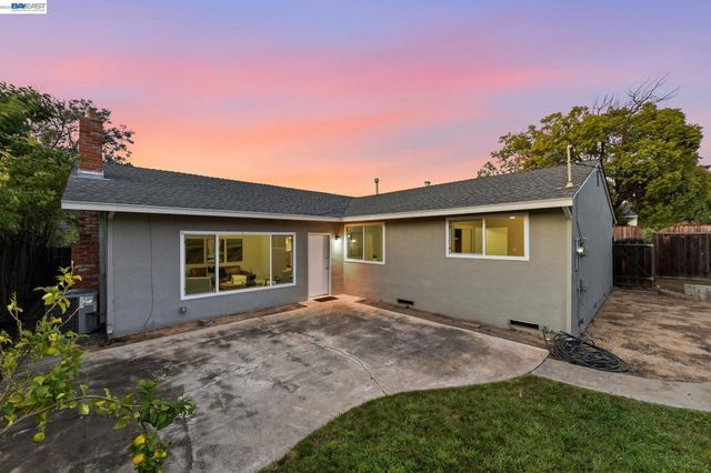 2004 Mento Drive, Fremont, CA 94539