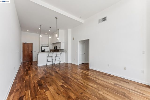 630 Thomas L Berkley Way 803, Oakland, CA 94612