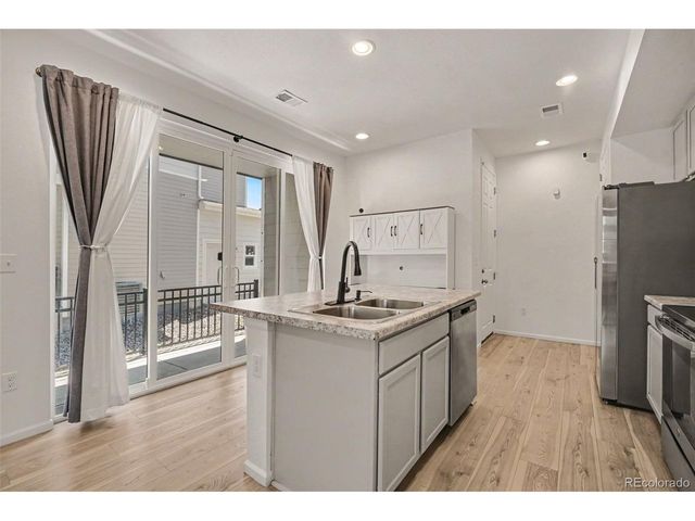 23527 E 5th Pl, Aurora, CO 80018