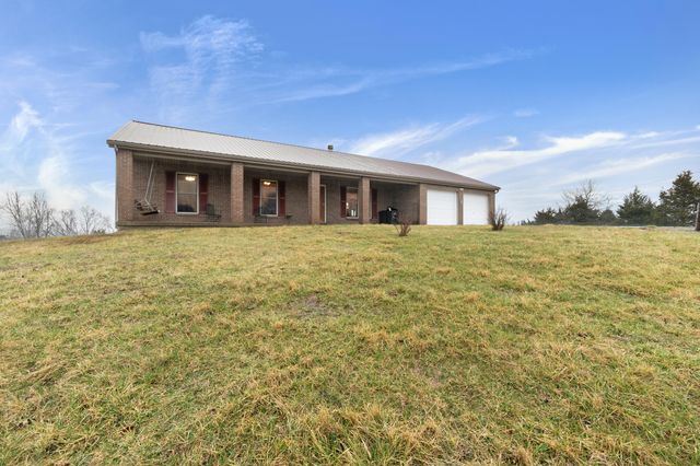 1266 Russell Cummins Road, Falmouth, KY 41040