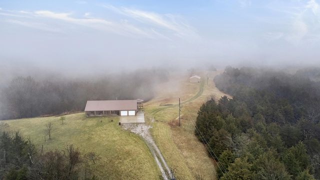 1266 Russell Cummins Road, Falmouth, KY 41040