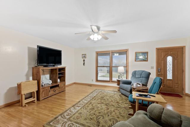 1266 Russell Cummins Road, Falmouth, KY 41040