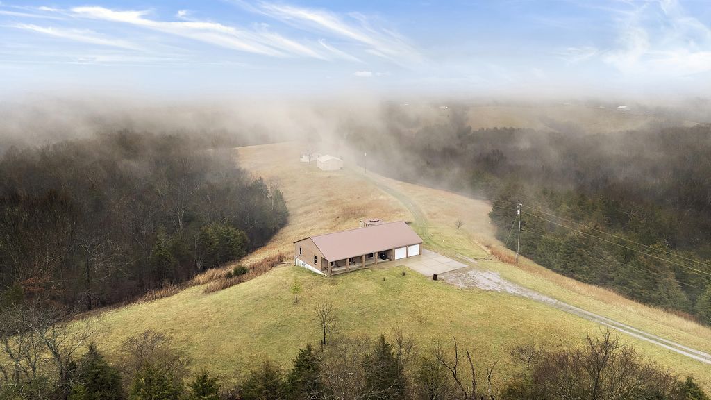 1266 Russell Cummins Road, Falmouth, KY 41040