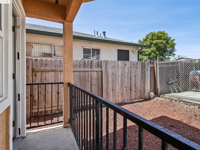 2141 94Th Ave, Oakland, CA 94603