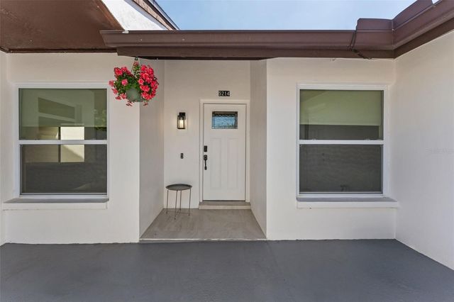 5214 HOPEDALE DRIVE, Tampa, FL 33624