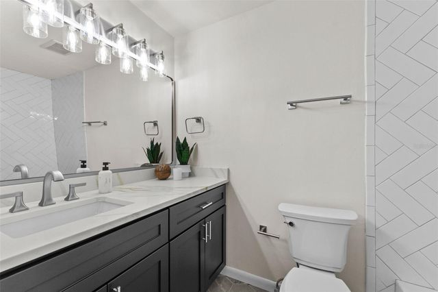 5214 HOPEDALE DRIVE, Tampa, FL 33624