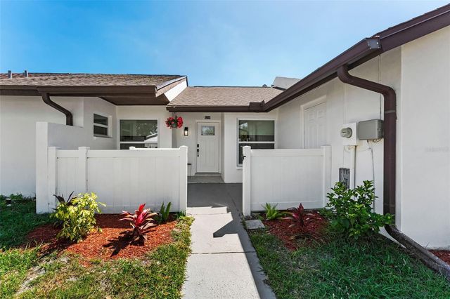 5214 HOPEDALE DRIVE, Tampa, FL 33624