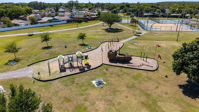 5214 HOPEDALE DRIVE, Tampa, FL 33624