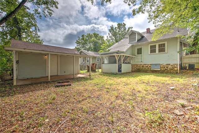 312 E Maple Street, Fayetteville, AR 72701