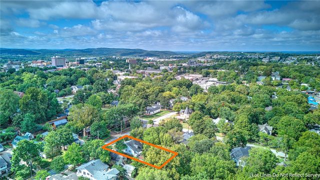 312 E Maple Street, Fayetteville, AR 72701